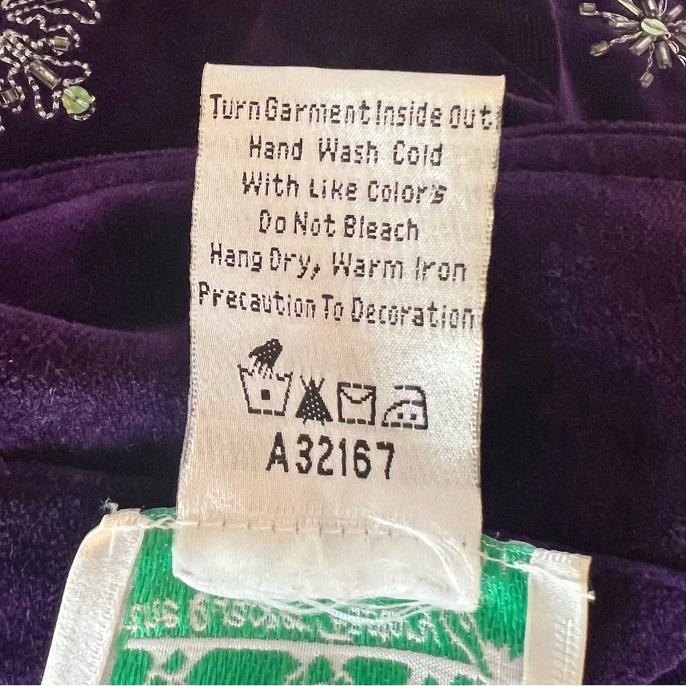 The Quacker Factory‎ Purple Holiday Jacket - Picture 9 of 9